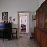 La Dolce Vila